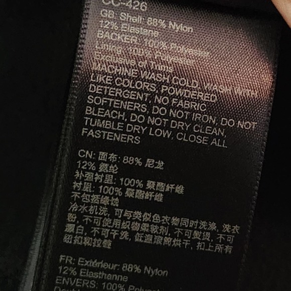 Marmot Gravity Jacket
Windbreaker
Lightweight Coat
Dark Purple Medium - Picture 14 of 14